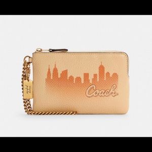 Coach wristlet Jennifer lopez